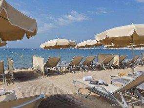 Отель Barriere Le Gray d'Albion