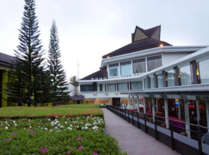 Mikie Holiday Resort & Hotel