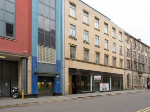 Chic Merchant City Apt. w/ Balcony