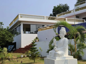 SPARV Aulakhs Resort