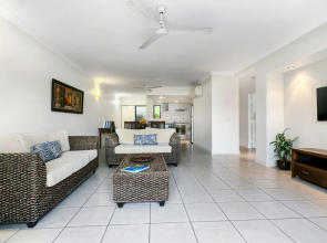 Blue Lagoon Apartment