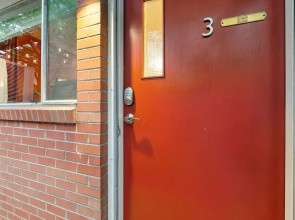 Brick Suite | Bright & Bold Retreat Near Old Town