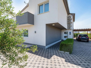 Amazing Home in Debeljak with Outdoor Swimming Pool, Hot Tub & 4 Bedrooms