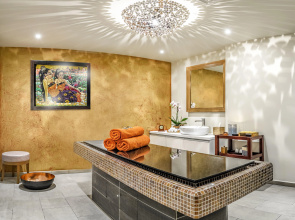 Отель Crowne Plaza Borjomi by IHG