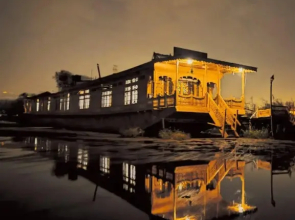 Houseboat Nairobi by OYO Rooms