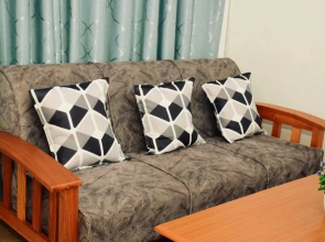 Lux Suites Orkney Apartments TRM Drive