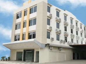 Hotel Aroma Inn