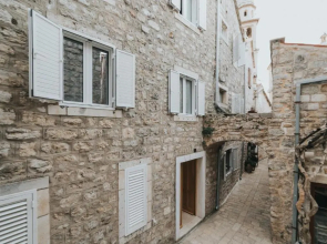 Apartments Trifunovic Old Town