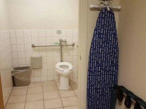 HI Chicago, The J. Ira and Nicki Harris Family Hostel