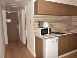 Melini Hotel Suites