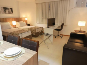 Promenade Soho Campos Hotel