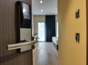 Отель Eleven Inn Tbilisi