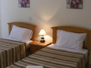 Nissi Elena Deluxe Apartments