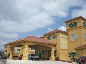 La Quinta Inn & Suites by Wyndham Kerrville