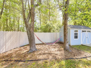 Sneads Ferry Home: Close to Beaches & Boat Ramp!
