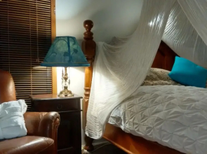 Cosy Romantic Cottage