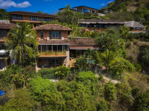 Casa Bahia Sur - Luxury Ocean View 3 Bedroom Home