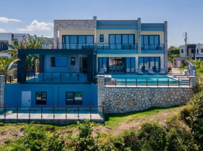 Luxury Oceanfront Villa Fully Staffed Pool Jacuzzi Movie Theatre