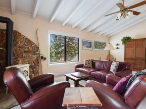 Tahoe Highlands Hideaway