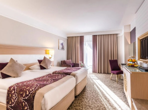 Villa Side Residence