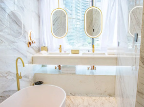 YOHO Treasure Island Hotel