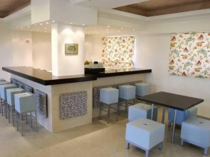 Sunland Hotel