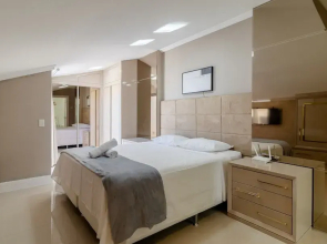 Apartment w/ Barbecue 160m From the Beach Rgl0304