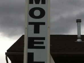Trade Wind Motel