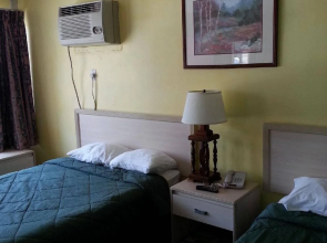 Sunfun Sunrise Motel