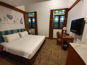 Santa Grand Hotel East Coast, a NuVe Group Collection