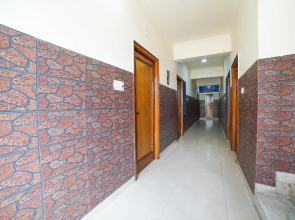 OYO 67045 Rahi Guest House