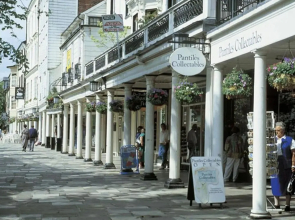 Peaceful Apartment in Tunbridge Wells for Couples With Garden