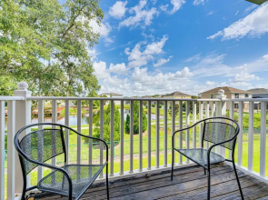 Townhouse in Lake Berkley Resort! 5 Mi to Old Town