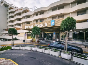 Benal Beach 121 - Modern First Line Beach 2BR Apartment in Benal Beach Resort.