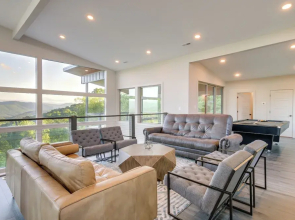 Sevierville Home w/ Hot Tub + Game Room!