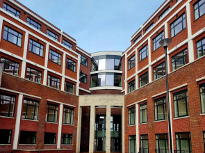 Roomspace Apartments - Syward Place