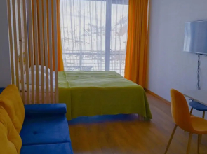 Roshka Apartment 307