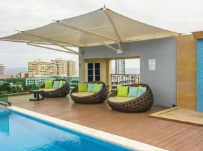 Unique Regency Hotel