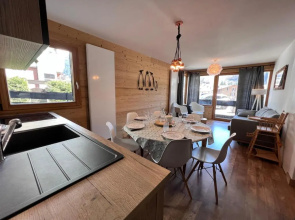 Elan 12 - Très bel appartement centre village