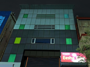 Eesha Elite