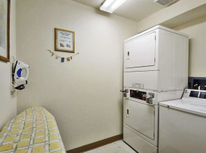 Super 8 by Wyndham Kirksville-University Area