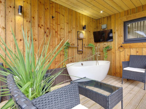 Little Paddock Lodges