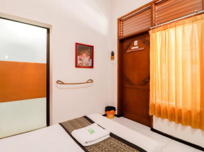 Reddoorz @ Letjen sutoyo