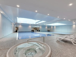 Waterlane Riverside - SPA, Pool, Gym & Parking by Downtown Apartments