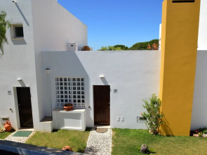 House With one Bedroom in Porches, With Wonderful sea View, Pool Acces