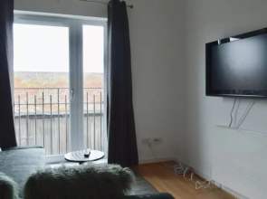 1 Bedroom Apartment In Leith