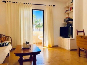 Apartment Alessandra with Sat- Tv Wifi only 200m from Playa Grande