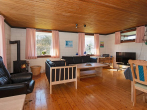 Pretty Holiday Home in Ulfborg With Terrace