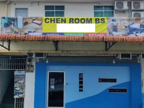 OYO HOME 90667 Chen Room Bs