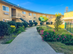 Hometown Inns North Hills
